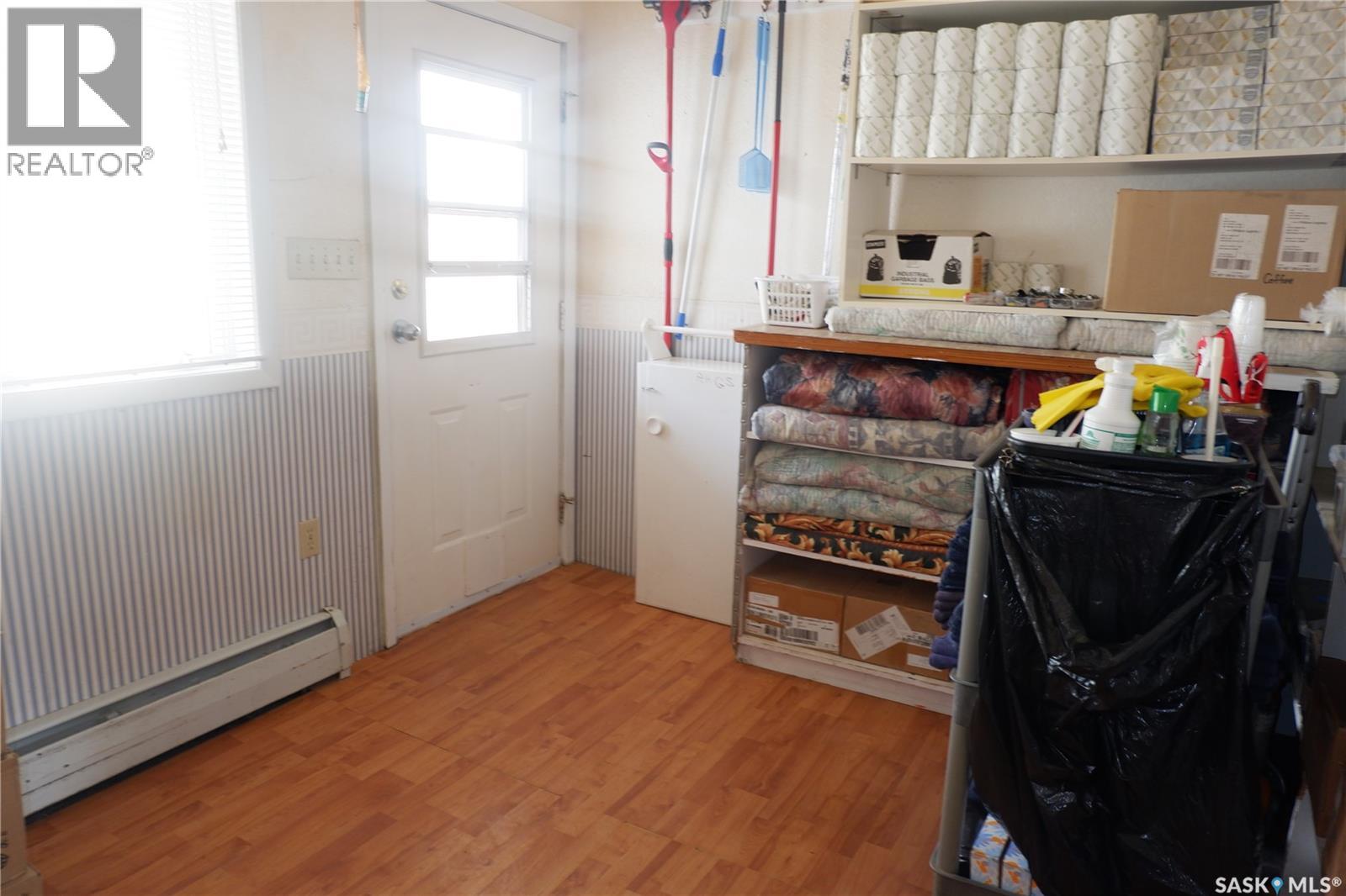 143 Railway Avenue, Coronach, Saskatchewan  S0H 0Z0 - Photo 36 - SK031594