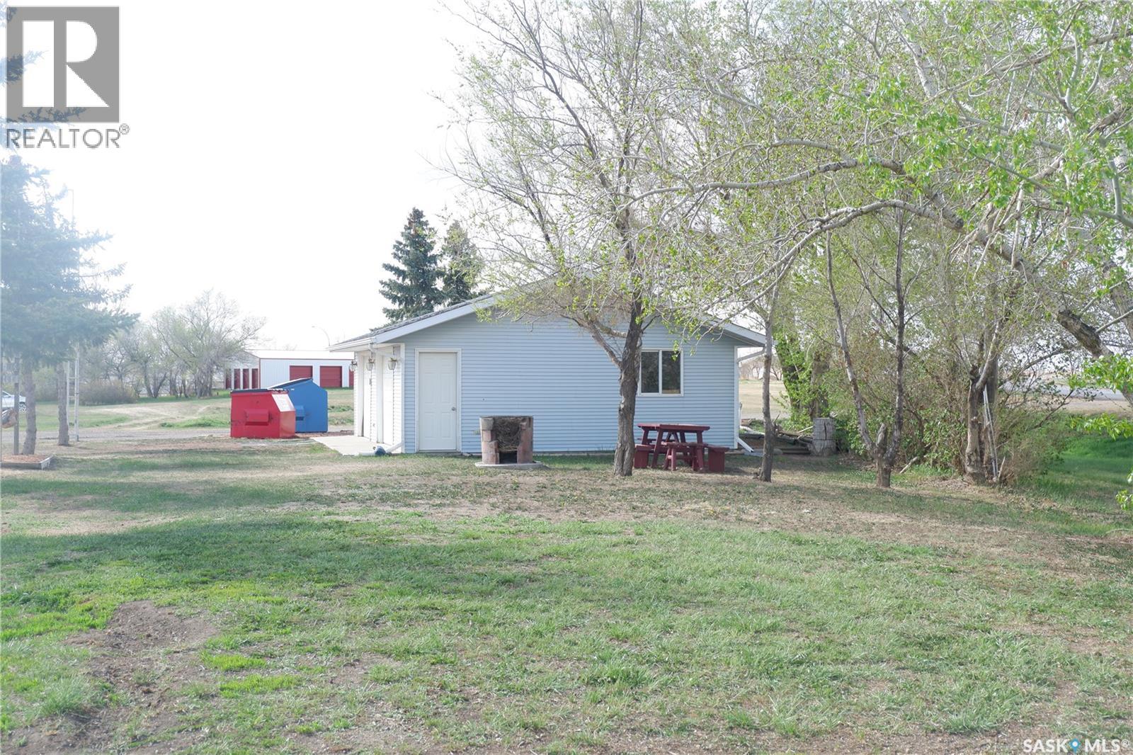143 Railway Avenue, Coronach, Saskatchewan  S0H 0Z0 - Photo 44 - SK031594