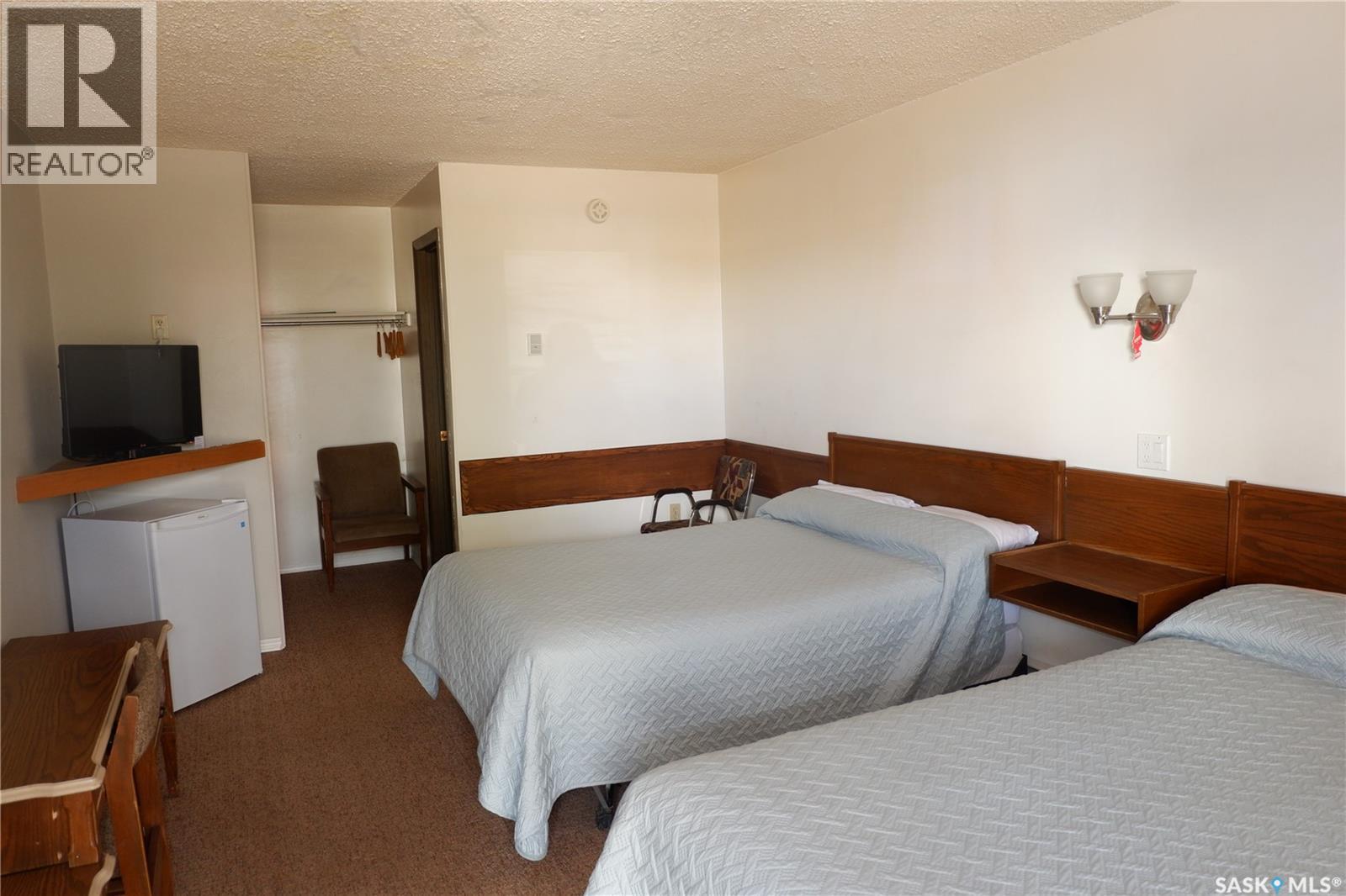 143 Railway Avenue, Coronach, Saskatchewan  S0H 0Z0 - Photo 9 - SK031594