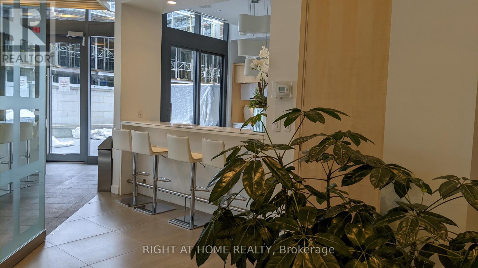 2903 - 45 Charles Street E, Toronto, Ontario  M4Y 0B8 - Photo 3 - C12936512