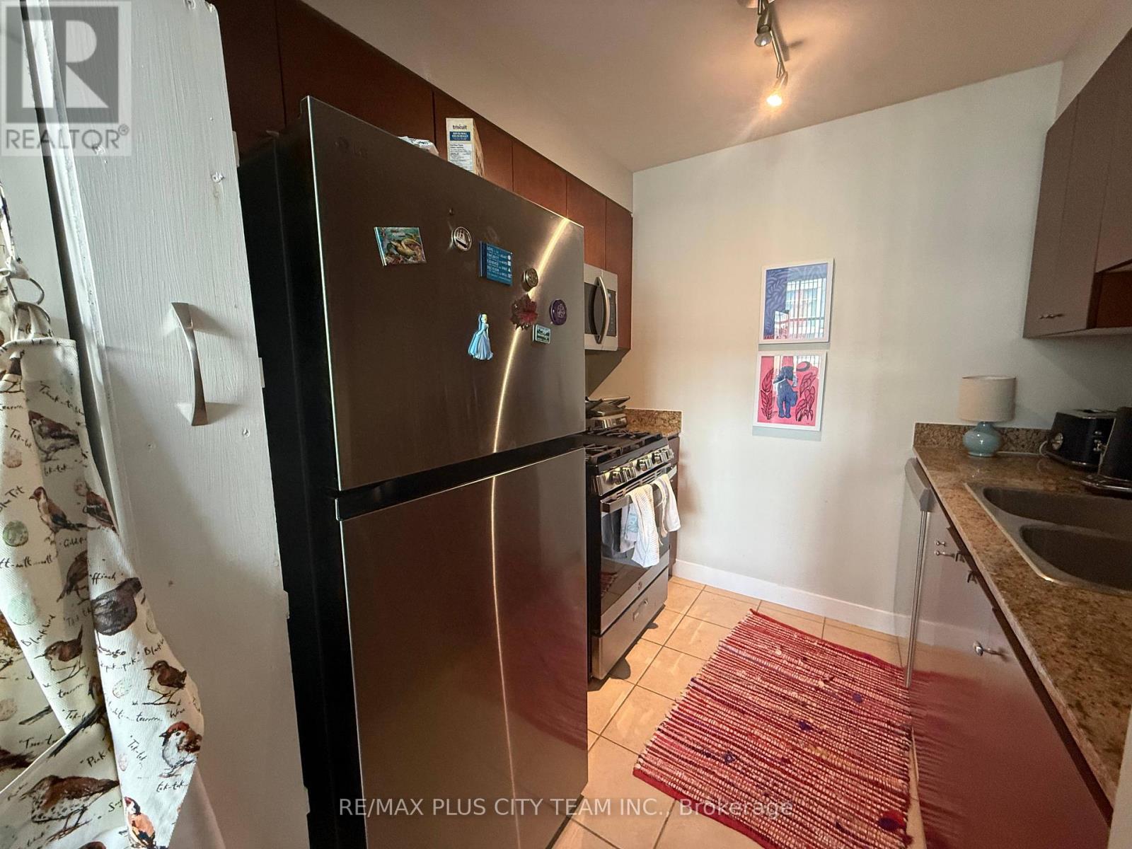 516 - 9 Spadina Avenue, Toronto, Ontario  M5V 3M5 - Photo 10 - C12936544