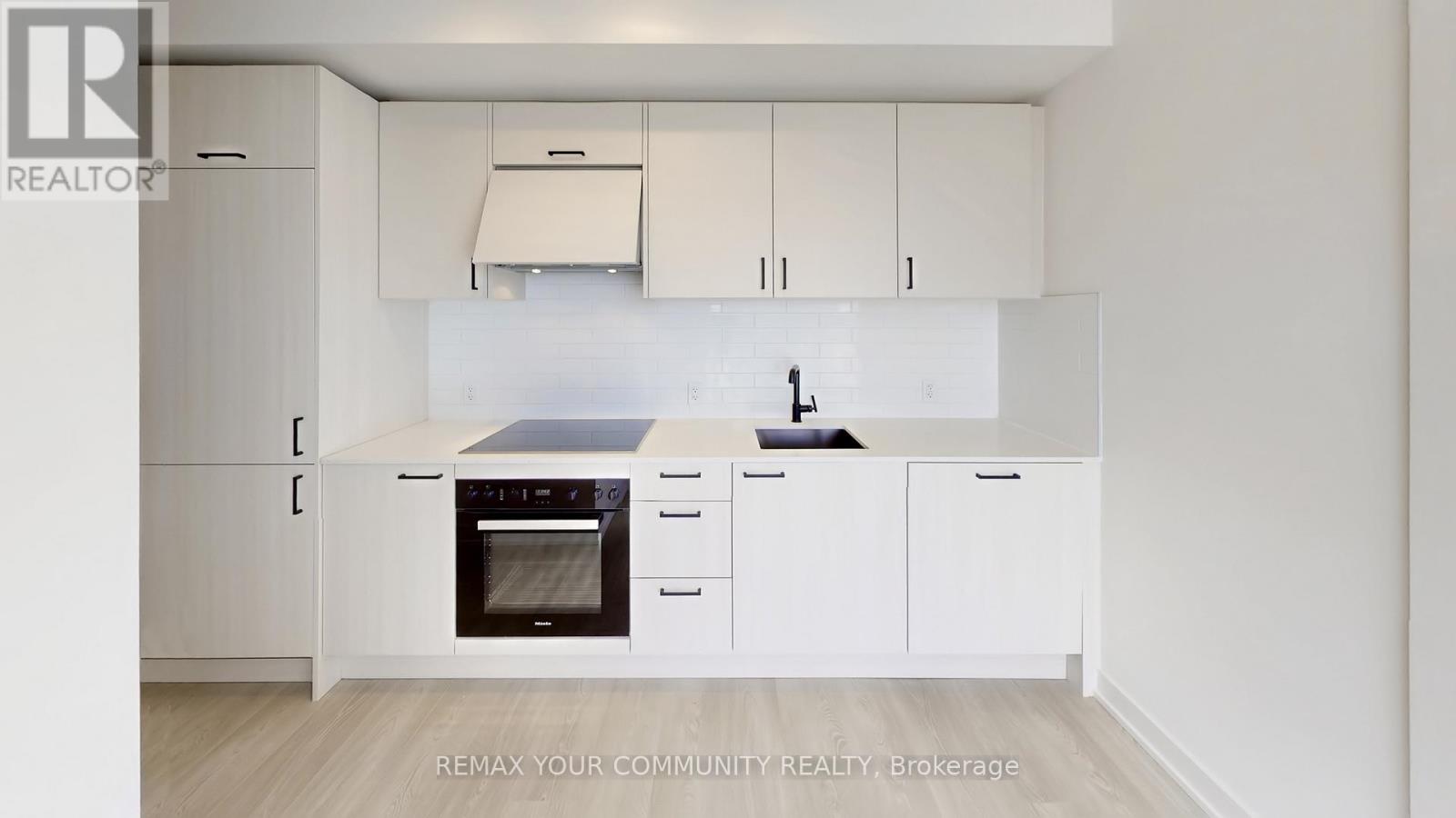 605 - 5 Quarrington Lane, Toronto, Ontario  M3C 0S5 - Photo 18 - C12936652