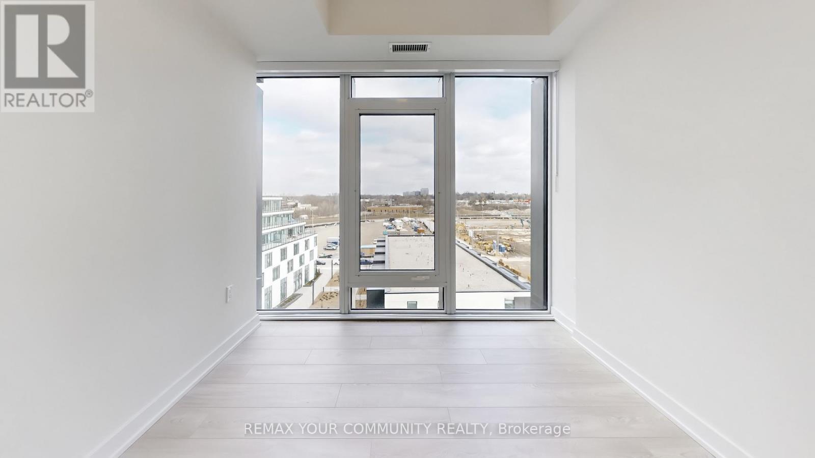 605 - 5 Quarrington Lane, Toronto, Ontario  M3C 0S5 - Photo 23 - C12936652