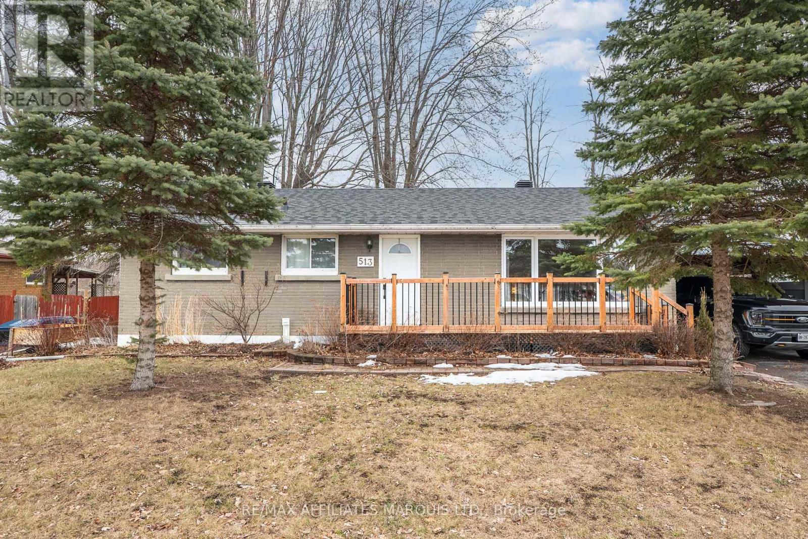 513 Joyce Street, Cornwall, Ontario  K6J 1Y1 - Photo 2 - X12934562