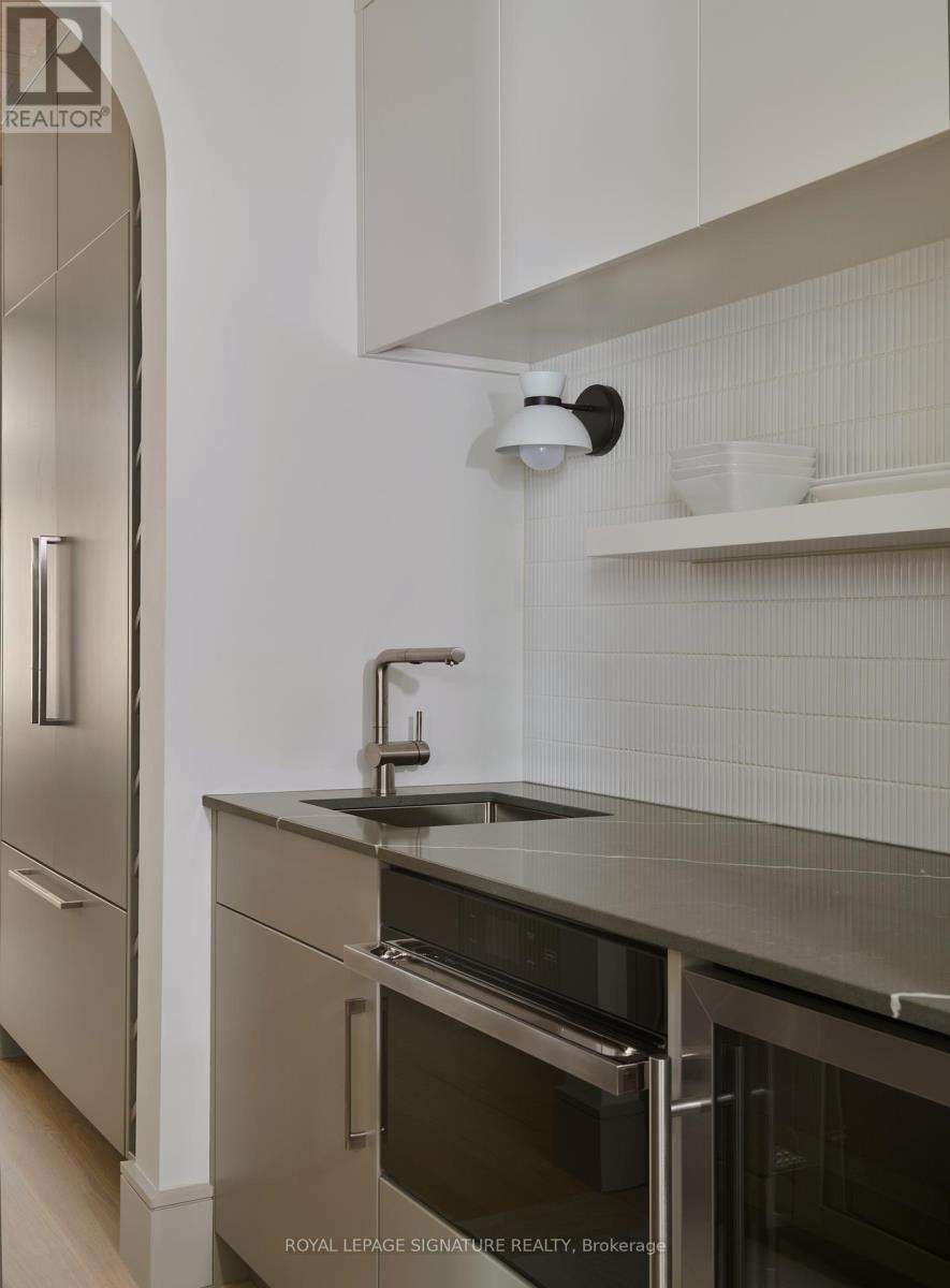 Main - 82 Gough Avenue, Toronto, Ontario  M4K 3N8 - Photo 12 - E12936456