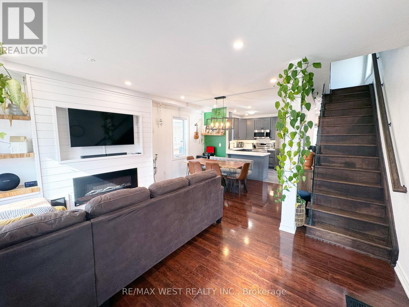 203 Court Street, Oshawa, Ontario  L1H 4W6 - Photo 4 - E12936490