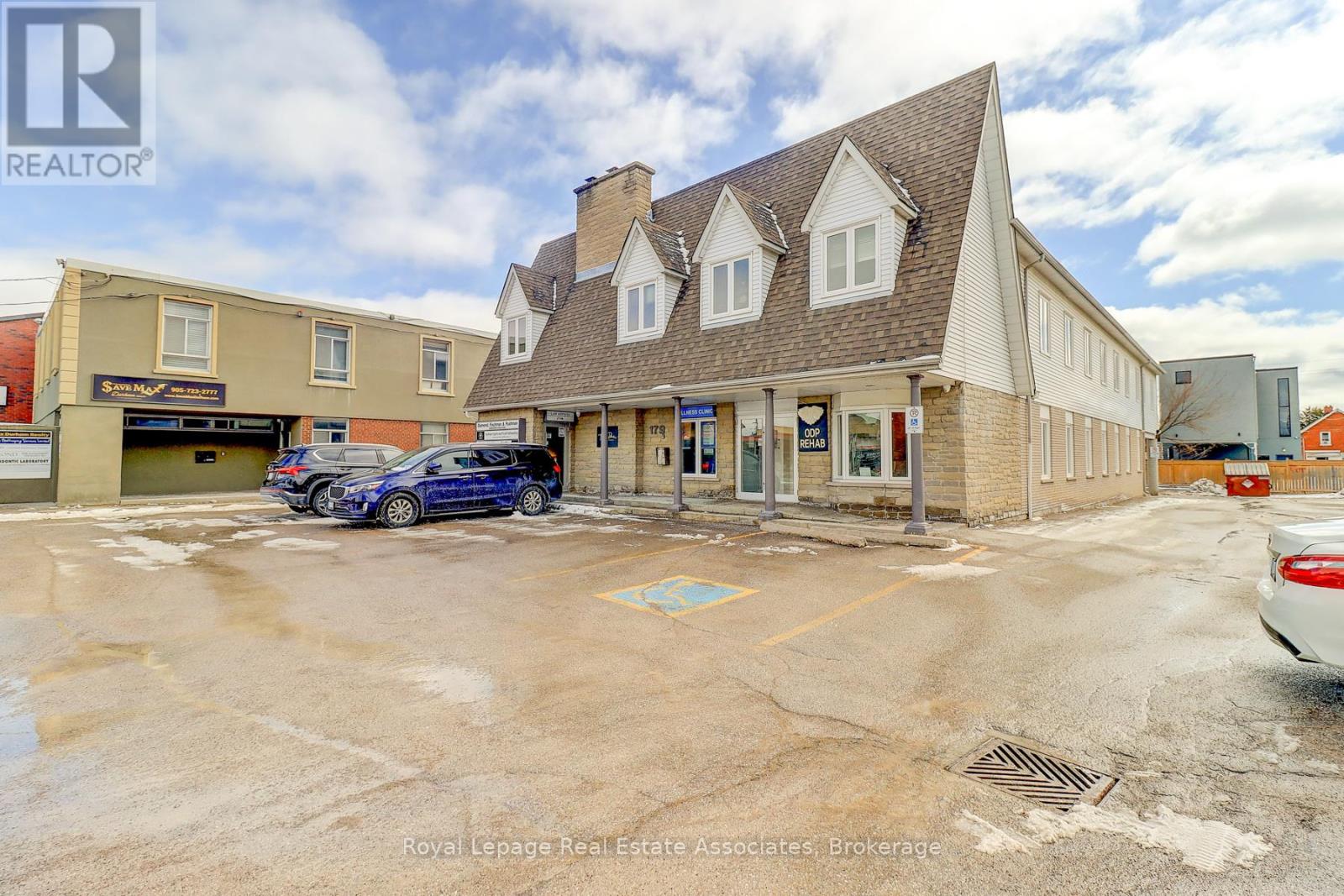 179 King Street E, Oshawa, Ontario  L1H 1C2 - Photo 2 - E12936508