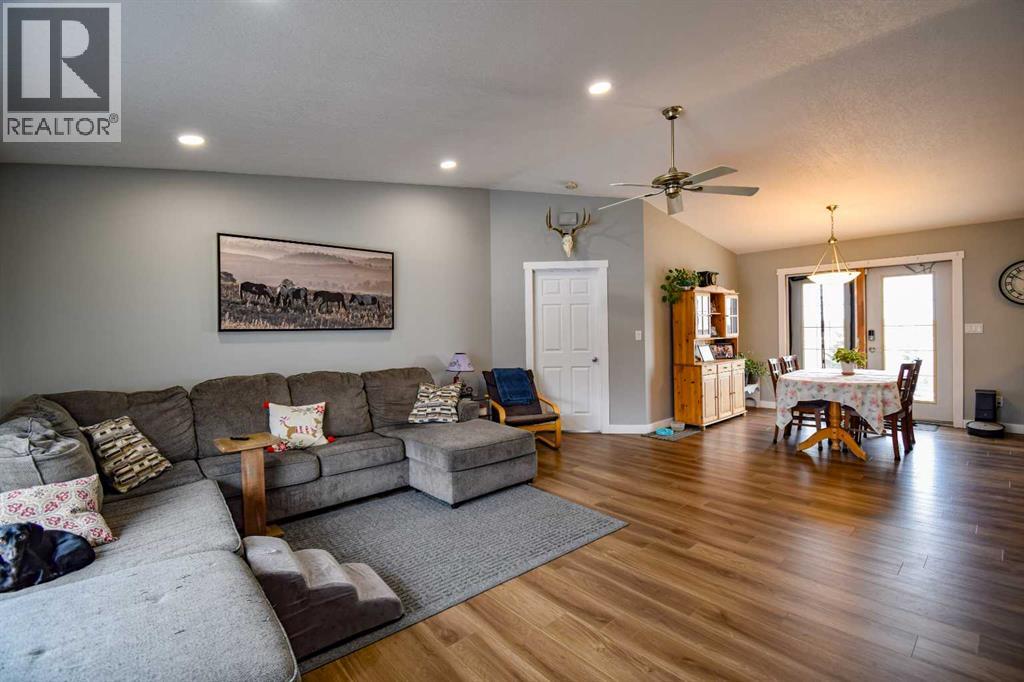 40391 Range Road, Rural Stettler No. 6, Alberta  T0C 2L0 - Photo 17 - A2295093