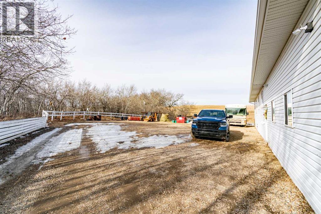 40391 Range Road, Rural Stettler No. 6, Alberta  T0C 2L0 - Photo 46 - A2295093