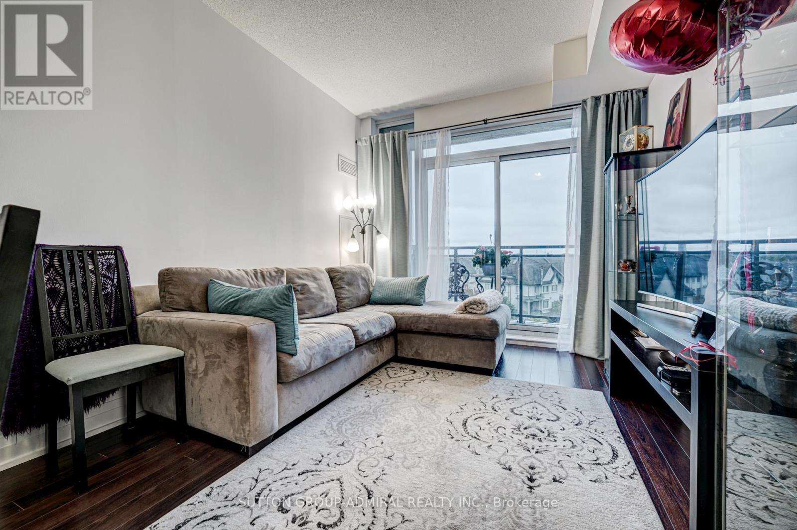 512 - 75 North Park Road, Vaughan, Ontario  L4J 0H8 - Photo 10 - N12936494