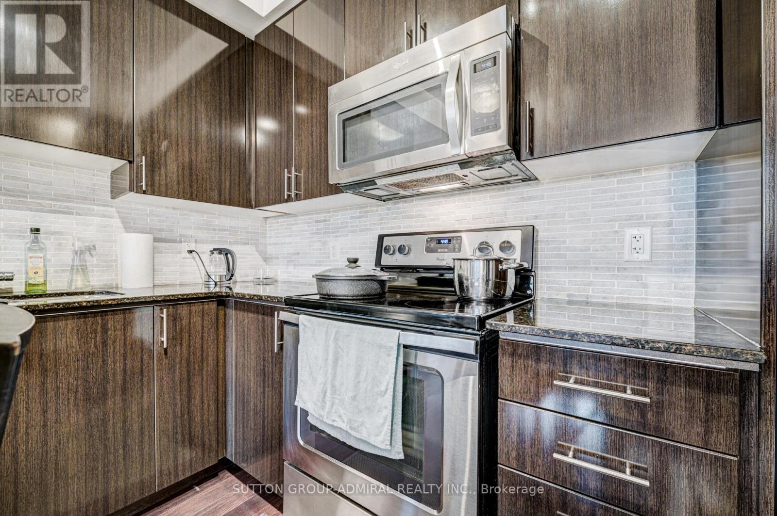 512 - 75 North Park Road, Vaughan, Ontario  L4J 0H8 - Photo 13 - N12936494