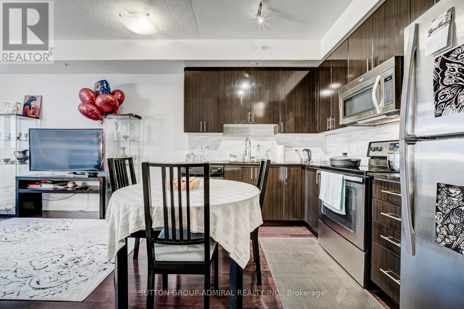 512 - 75 North Park Road, Vaughan, Ontario  L4J 0H8 - Photo 15 - N12936494