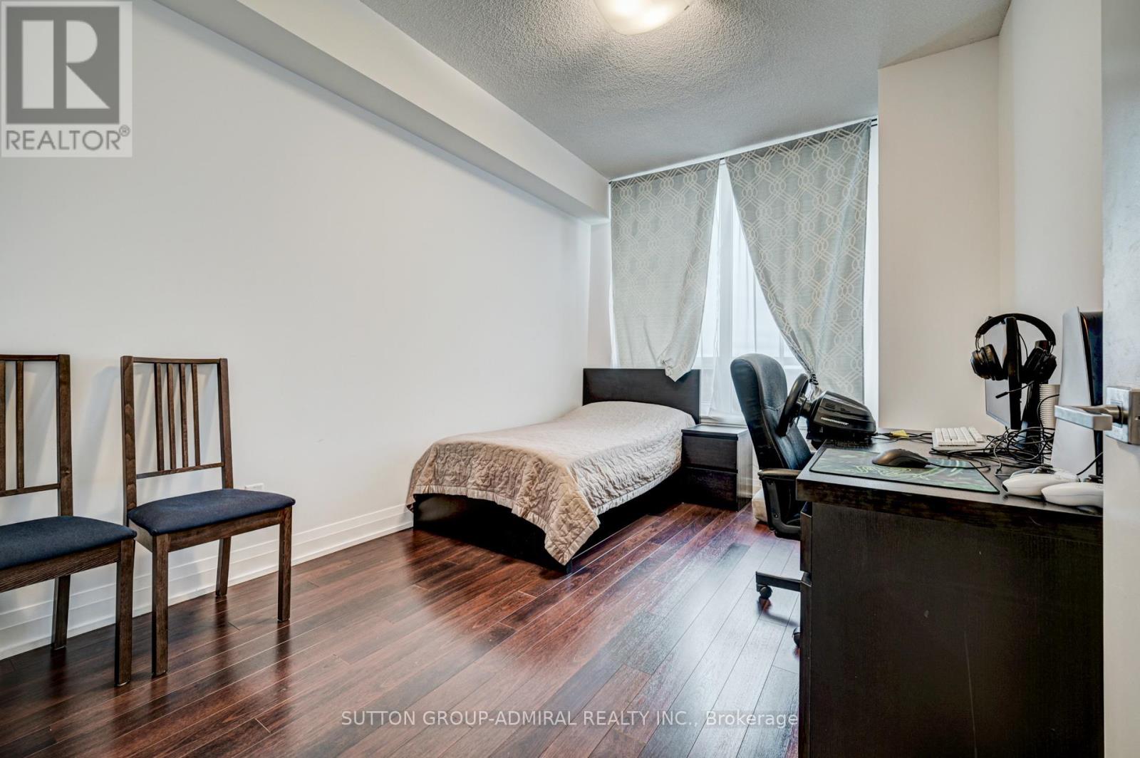 512 - 75 North Park Road, Vaughan, Ontario  L4J 0H8 - Photo 16 - N12936494