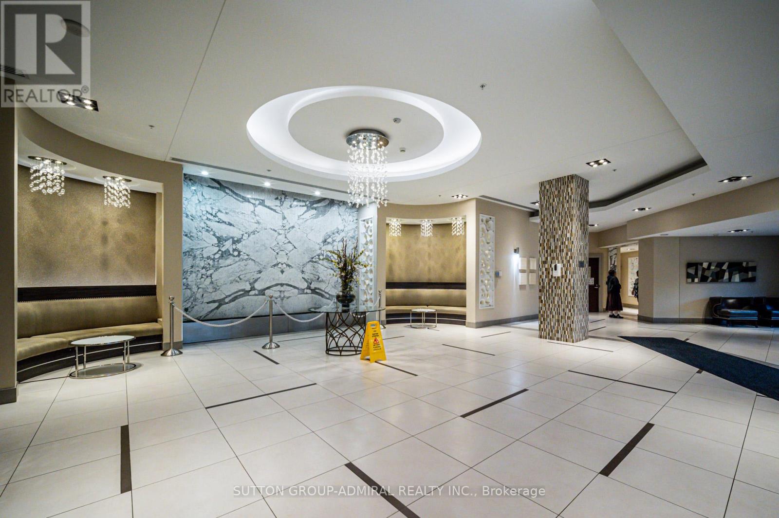 512 - 75 North Park Road, Vaughan, Ontario  L4J 0H8 - Photo 25 - N12936494