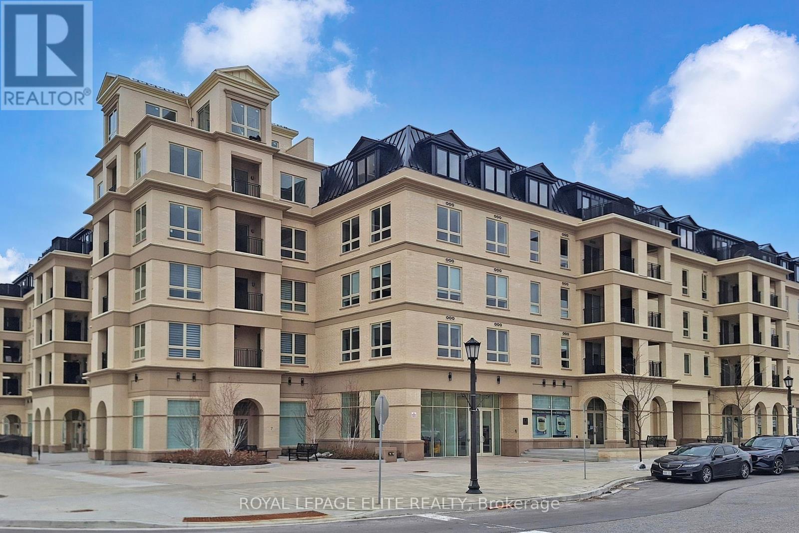 313 - 101 Cathedral High Street, Markham (Cathedraltown), Ontario  L6C 3L8 - Photo 2 - N12936620