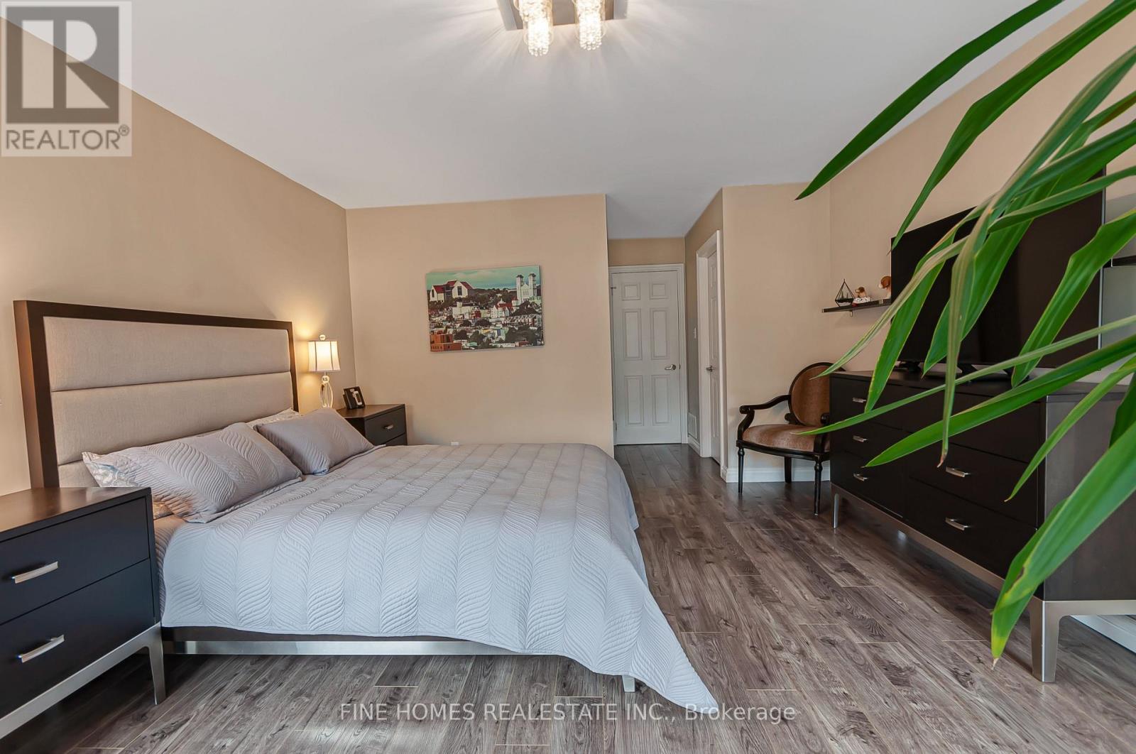 5895 Latimer Road, Georgina, Ontario  L0E 1R0 - Photo 11 - N12936646