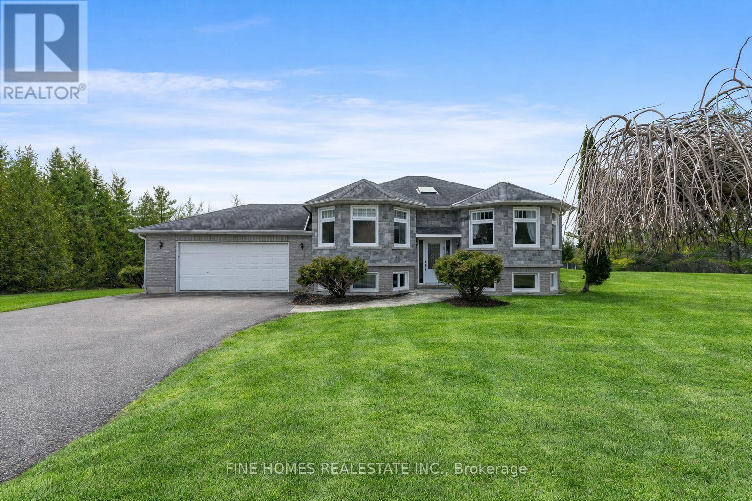 5895 Latimer Road, Georgina, Ontario  L0E 1R0 - Photo 2 - N12936646