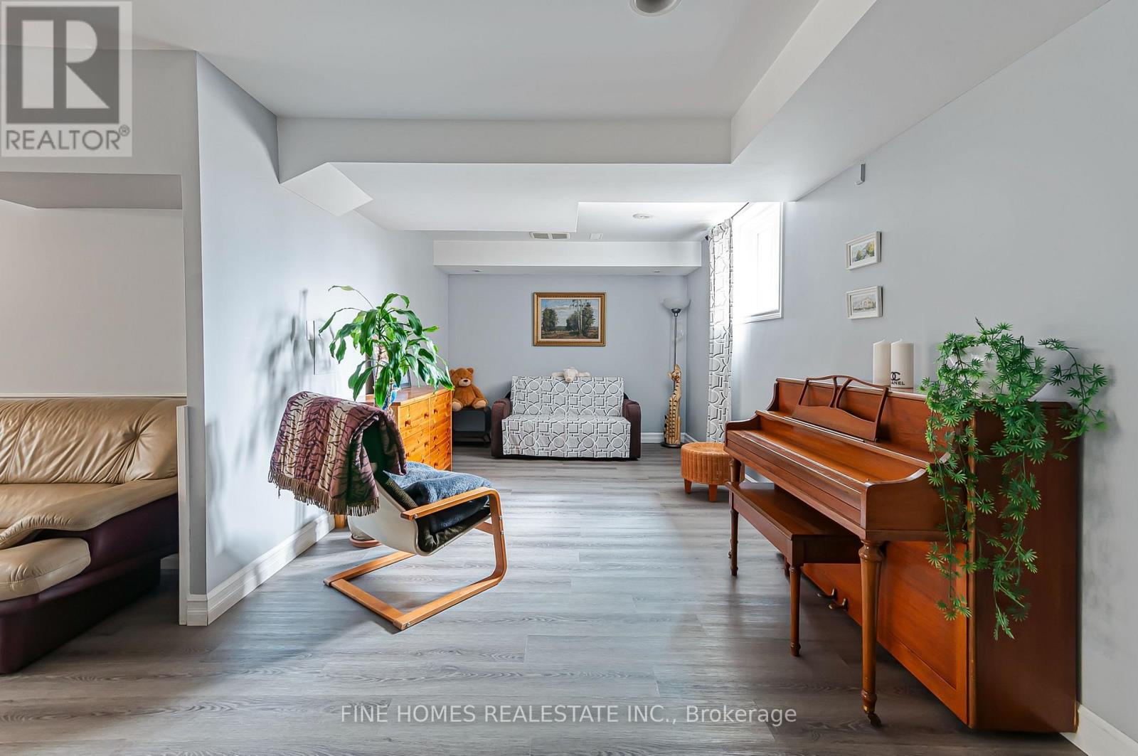 5895 Latimer Road, Georgina, Ontario  L0E 1R0 - Photo 21 - N12936646