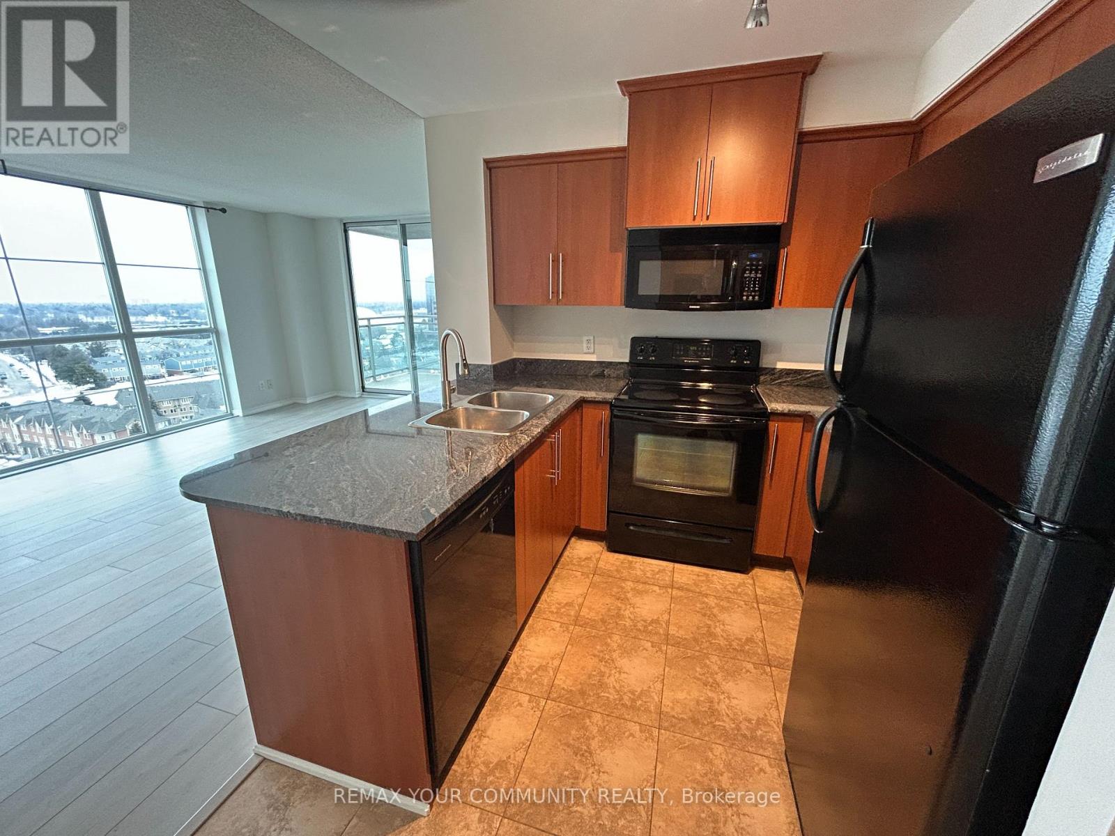 15c - 8 Rosebank Drive, Toronto, Ontario  M1B 5Z3 - Photo 3 - E12861292