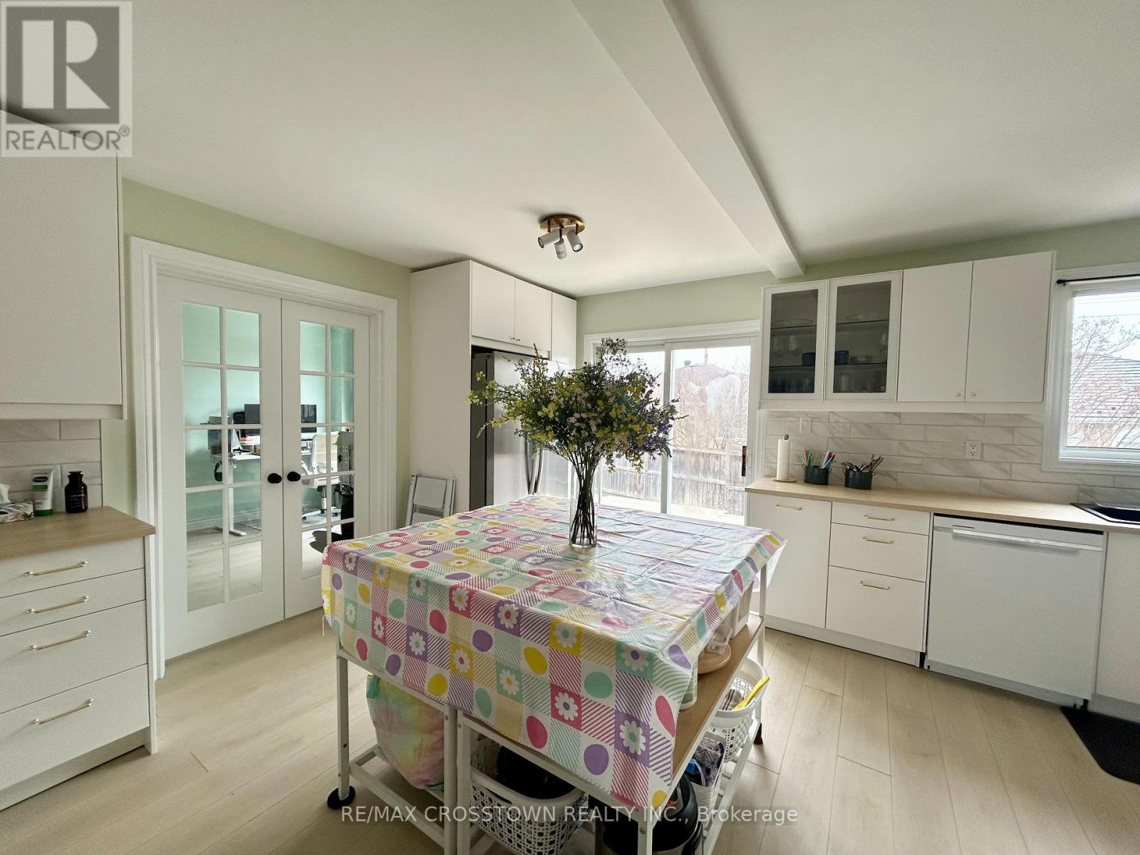 Main - 32 Ryan Court, Barrie (Little Lake), Ontario  L4M 6N7 - Photo 13 - S12936514