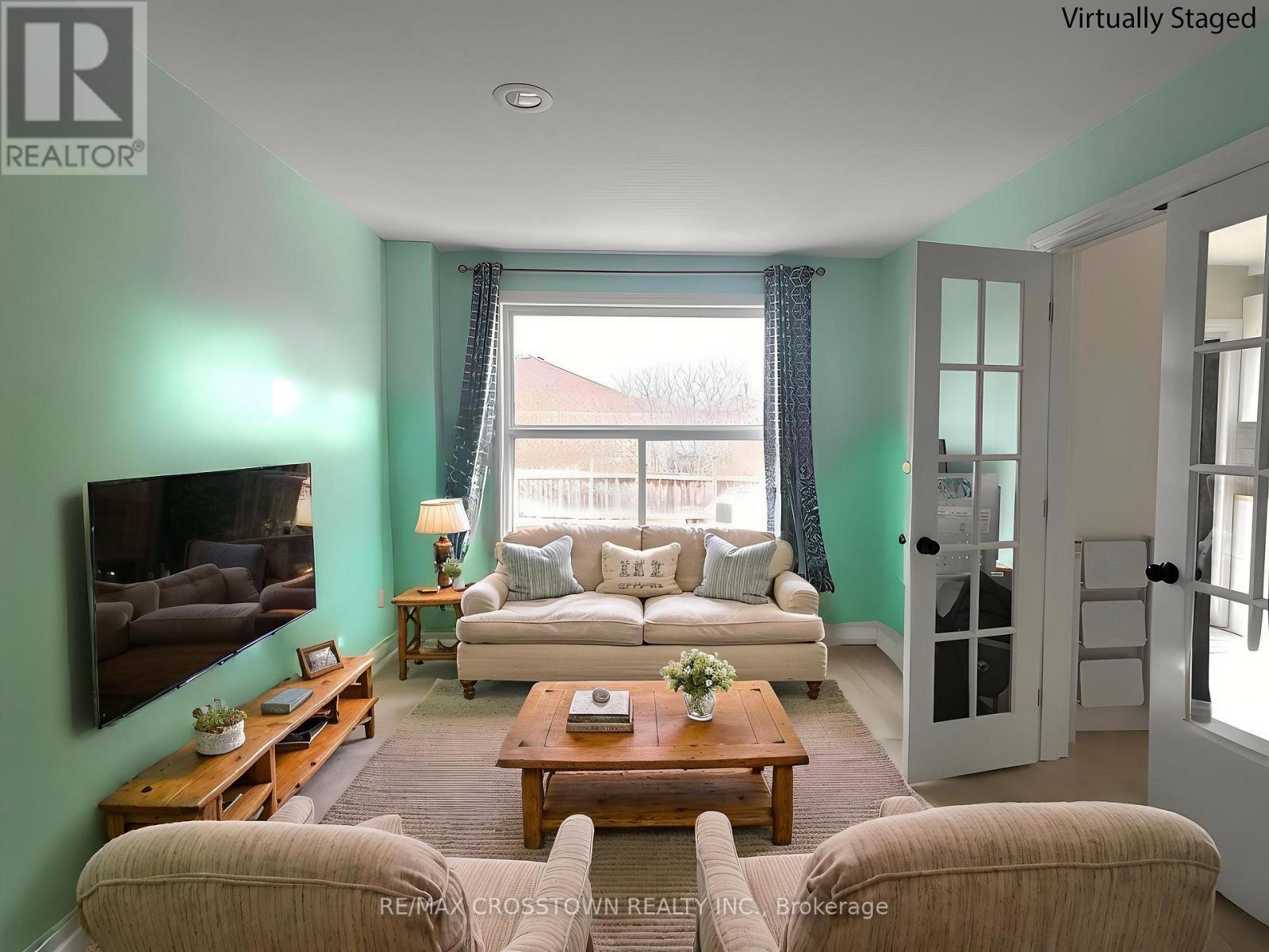 Main - 32 Ryan Court, Barrie (Little Lake), Ontario  L4M 6N7 - Photo 15 - S12936514