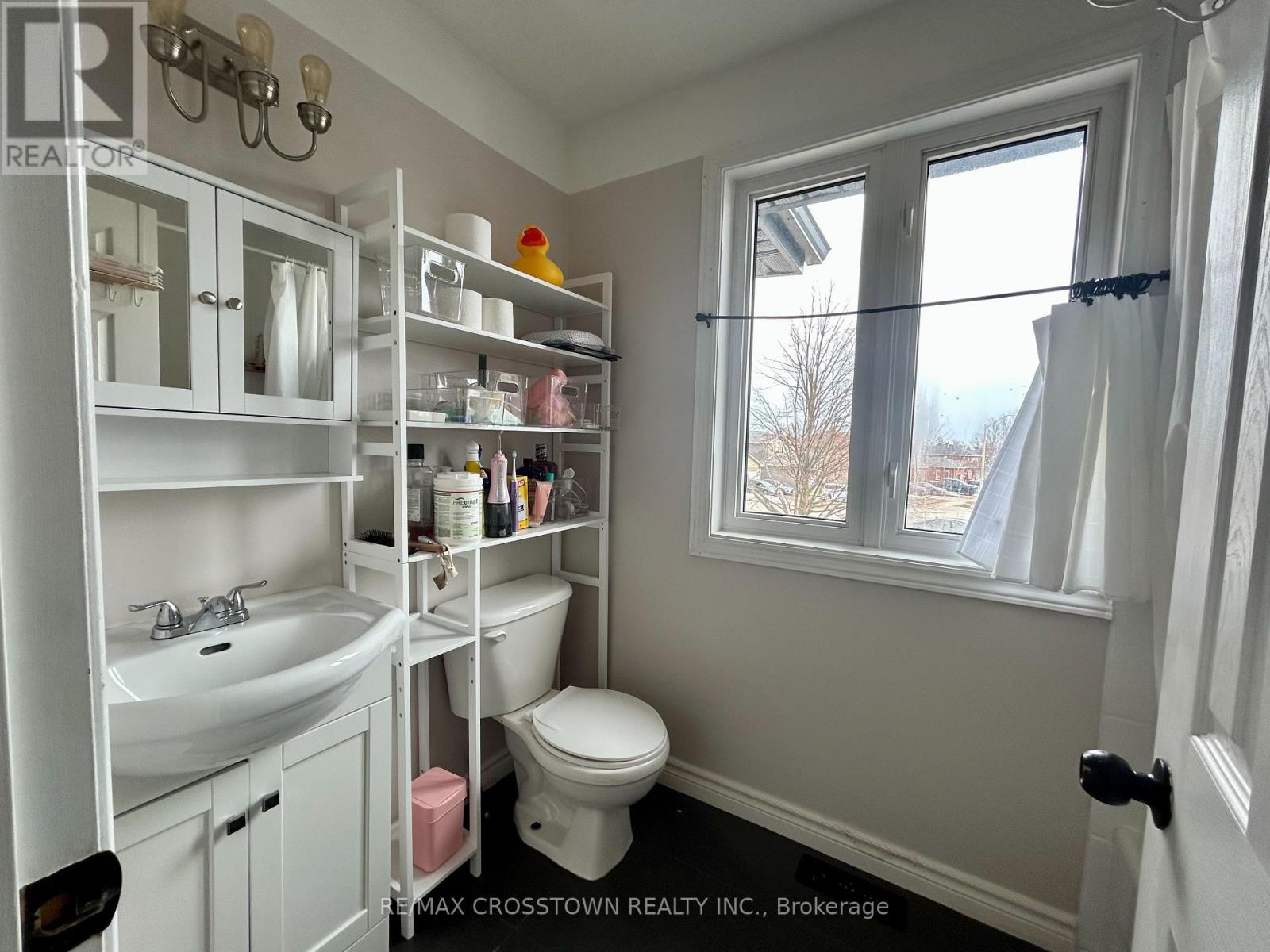 Main - 32 Ryan Court, Barrie (Little Lake), Ontario  L4M 6N7 - Photo 31 - S12936514