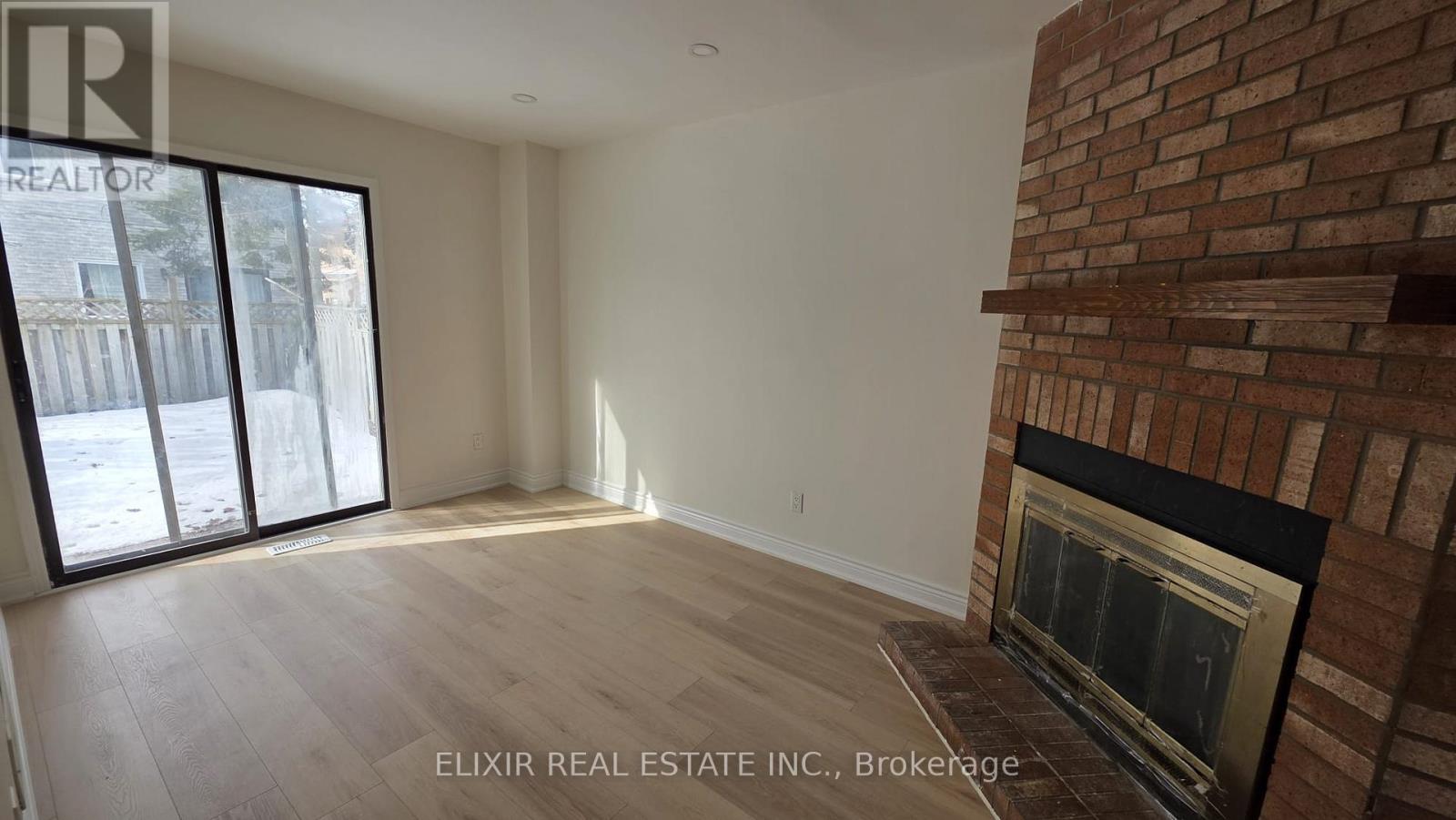 #upper - 41 Blair Crescent, Barrie (Grove East), Ontario  L4M 5Y6 - Photo 9 - S12936570