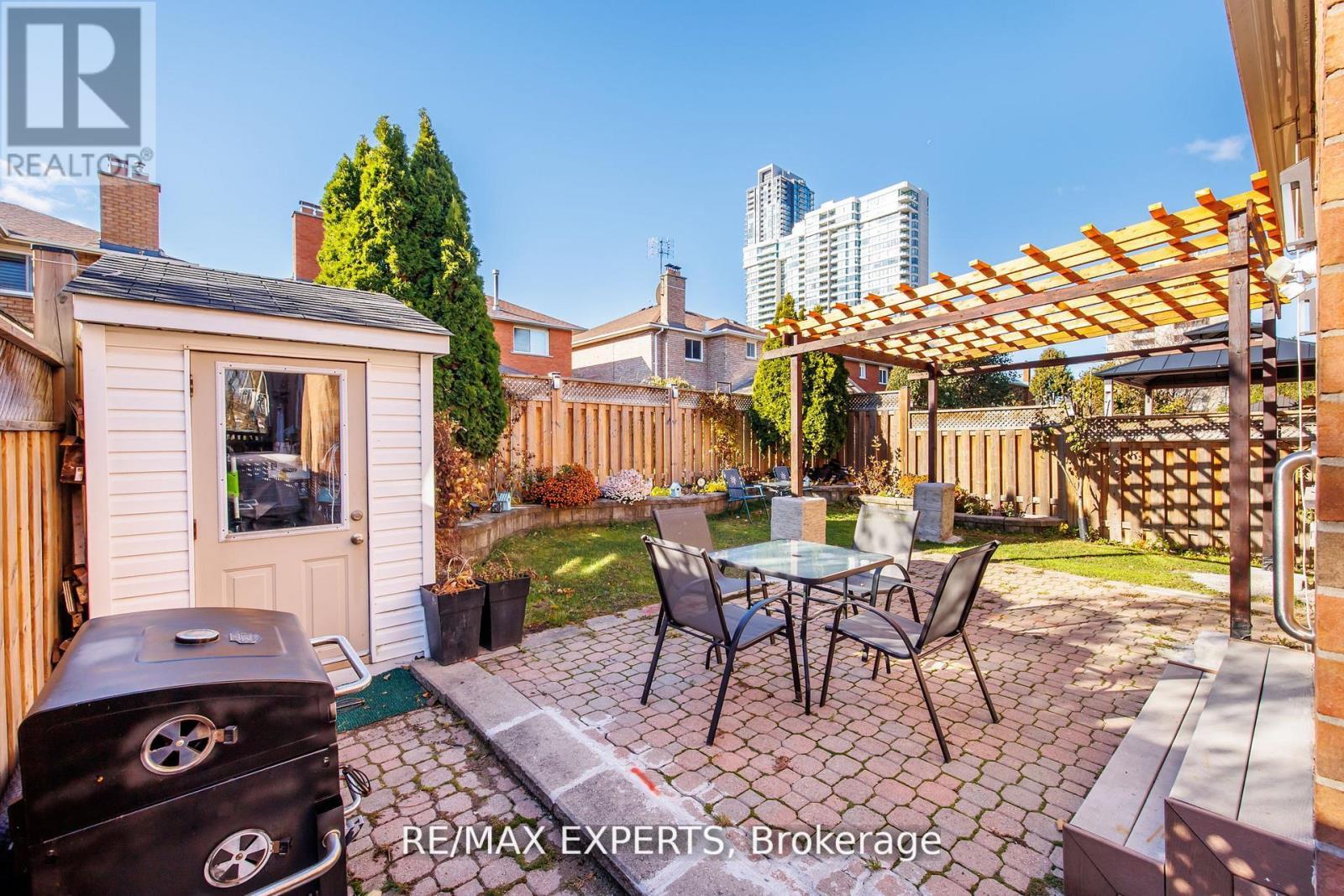 482 Malaga Road, Mississauga, Ontario  L5B 3W2 - Photo 41 - W12936260