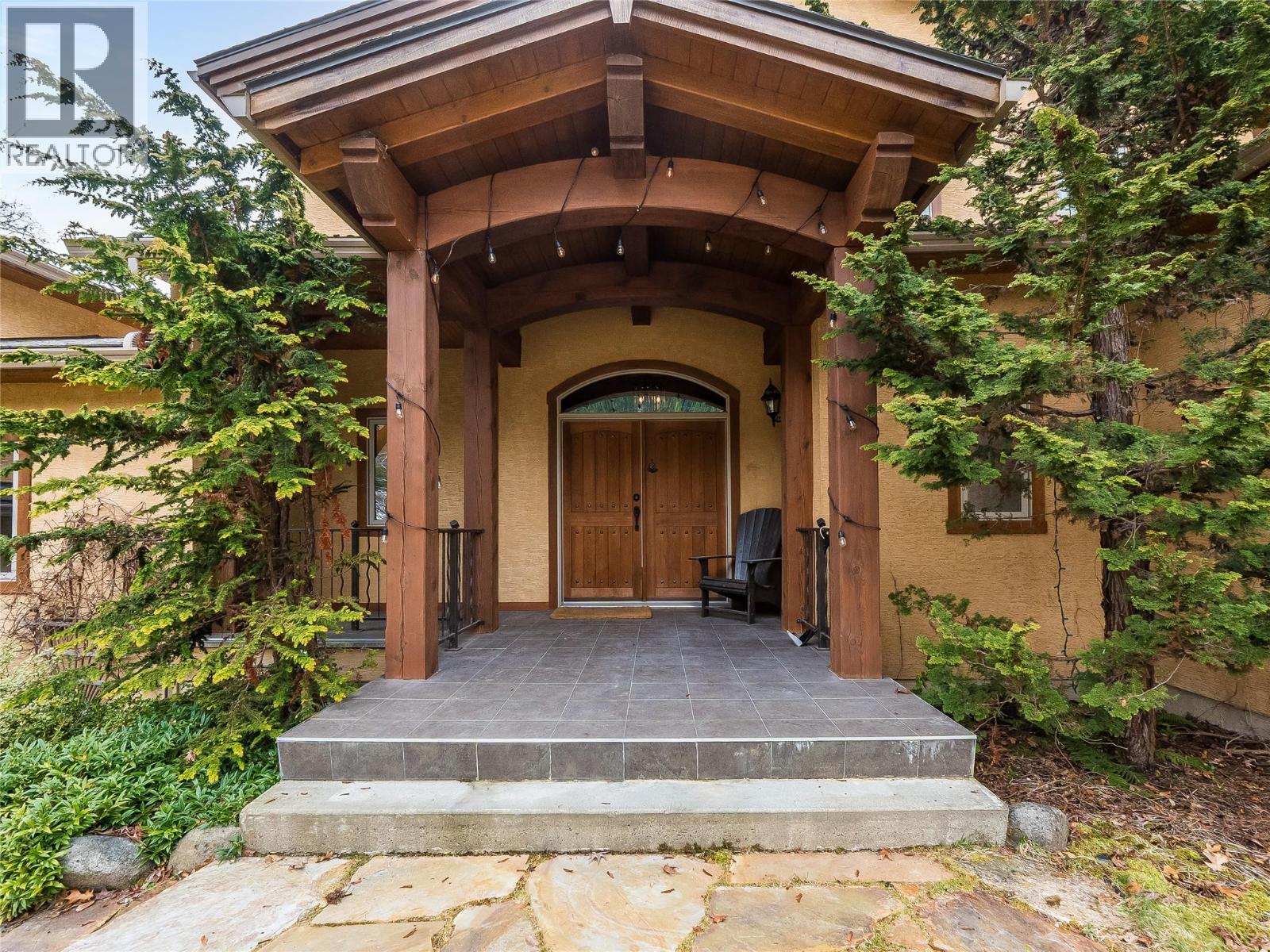 3179 Heddle Road, Nelson, British Columbia  V1L 6M2 - Photo 11 - 10380904