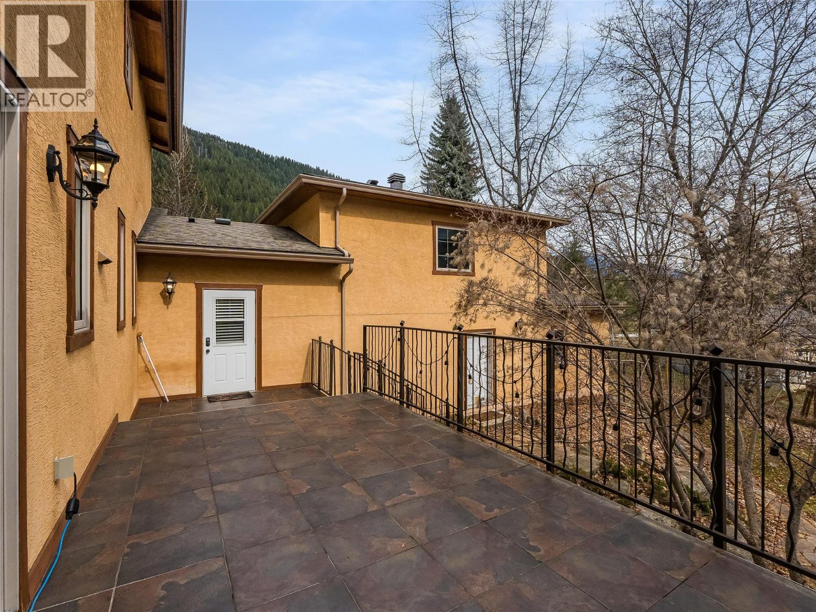 3179 Heddle Road, Nelson, British Columbia  V1L 6M2 - Photo 82 - 10380904