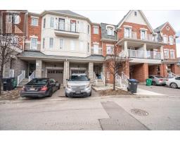 10 RABBIT RUN WAY, Brampton, Ontario