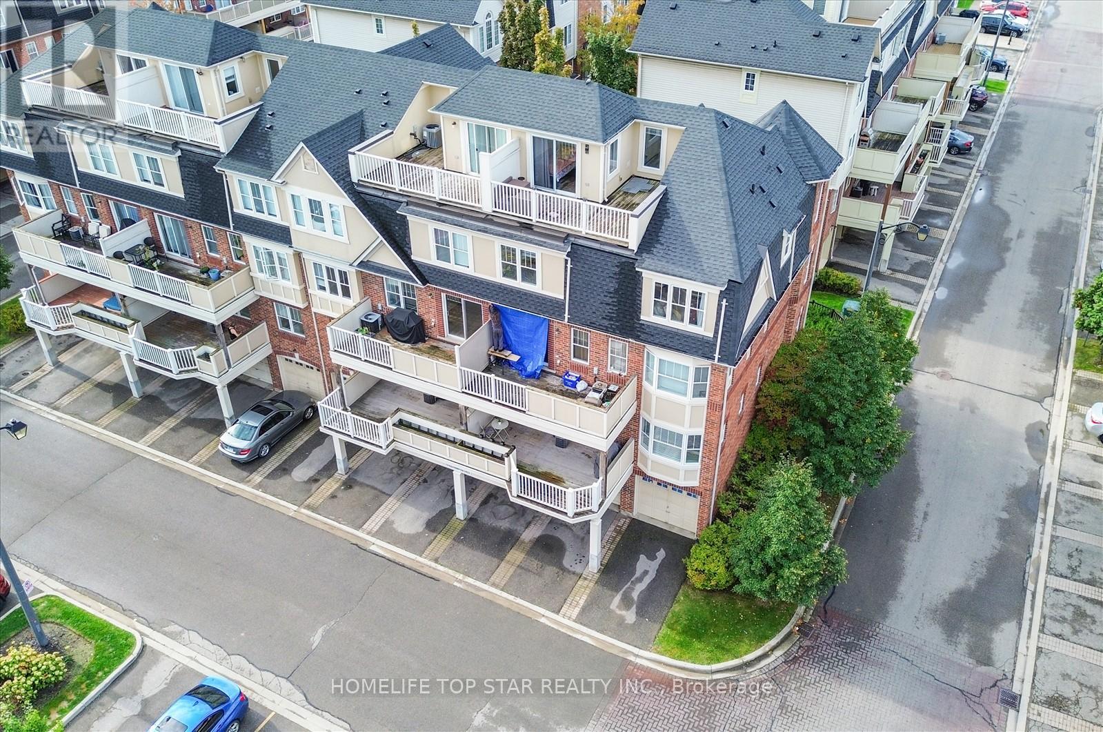 6 - 710 Neighbourhood Circle, Mississauga, Ontario  L5B 0B4 - Photo 2 - W12936472