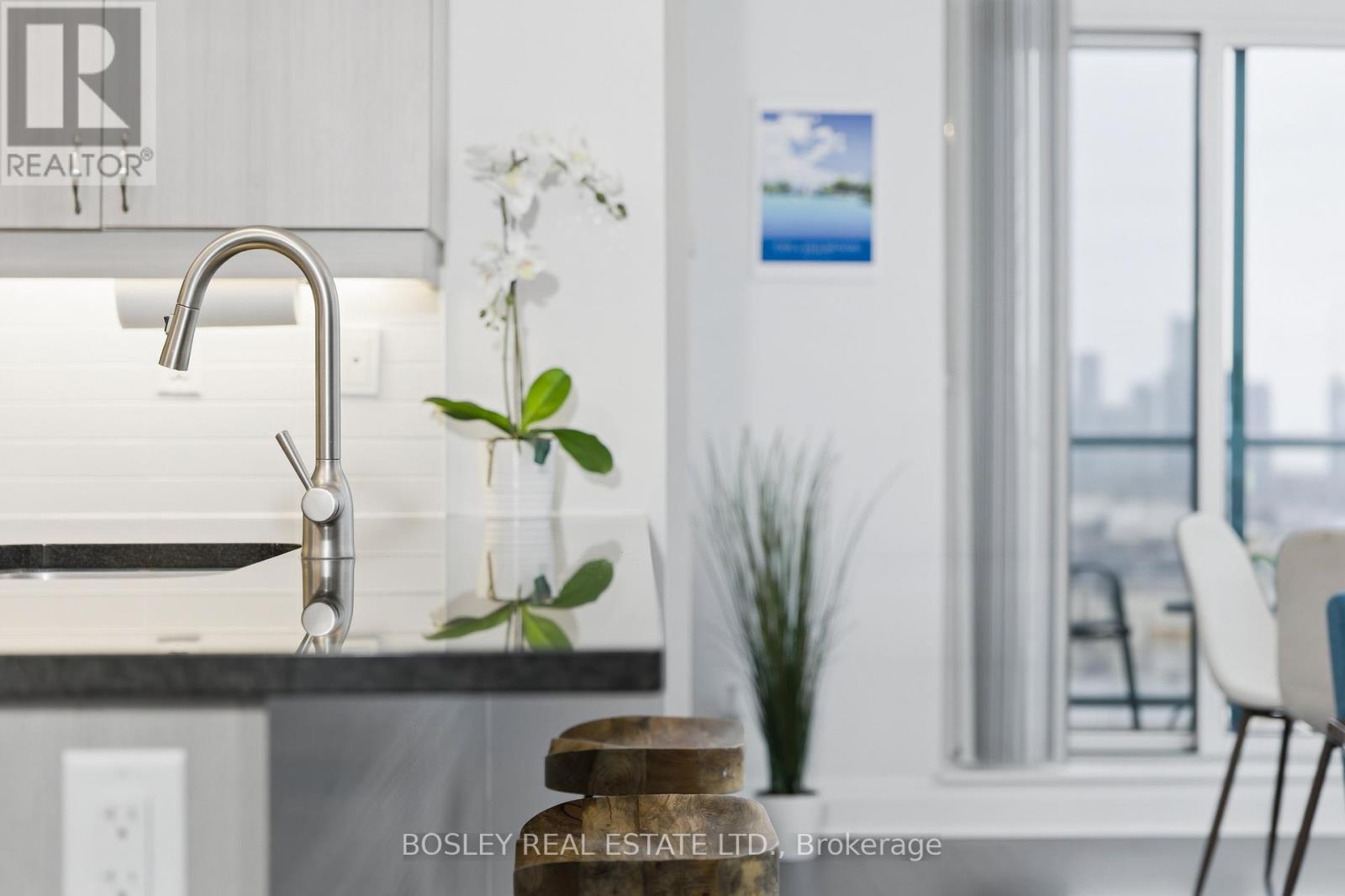 1203 - 1185 The Queensway, Toronto, Ontario  M8Z 0C6 - Photo 18 - W12936554