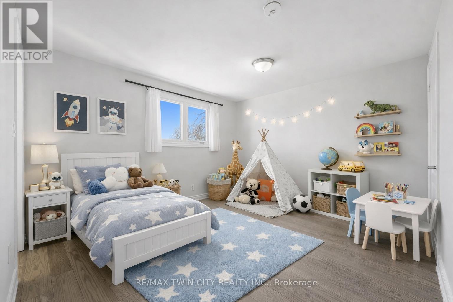 25 Seaborn Road, Brampton, Ontario  L6V 2B8 - Photo 10 - W12936594