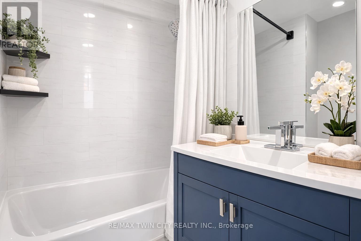 25 Seaborn Road, Brampton, Ontario  L6V 2B8 - Photo 11 - W12936594