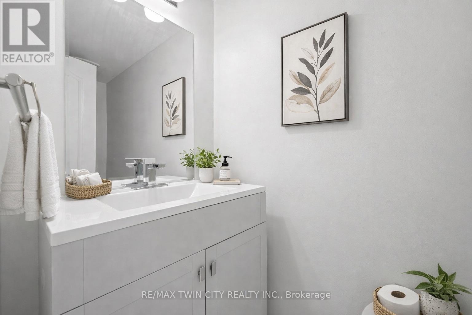 25 Seaborn Road, Brampton, Ontario  L6V 2B8 - Photo 13 - W12936594