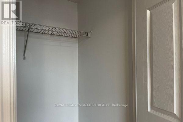 2307 - 310 Burnhamthorpe Road W, Mississauga, Ontario  L5B 3Y5 - Photo 9 - W12936616