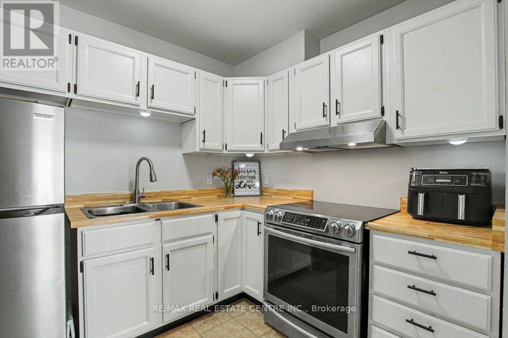 93 - 90 Lawrence Avenue, Orangeville, Ontario  L9W 4J6 - Photo 12 - W12936642