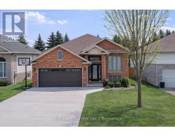 55 QUEENSWAY DRIVE, Strathroy-Caradoc, Ontario