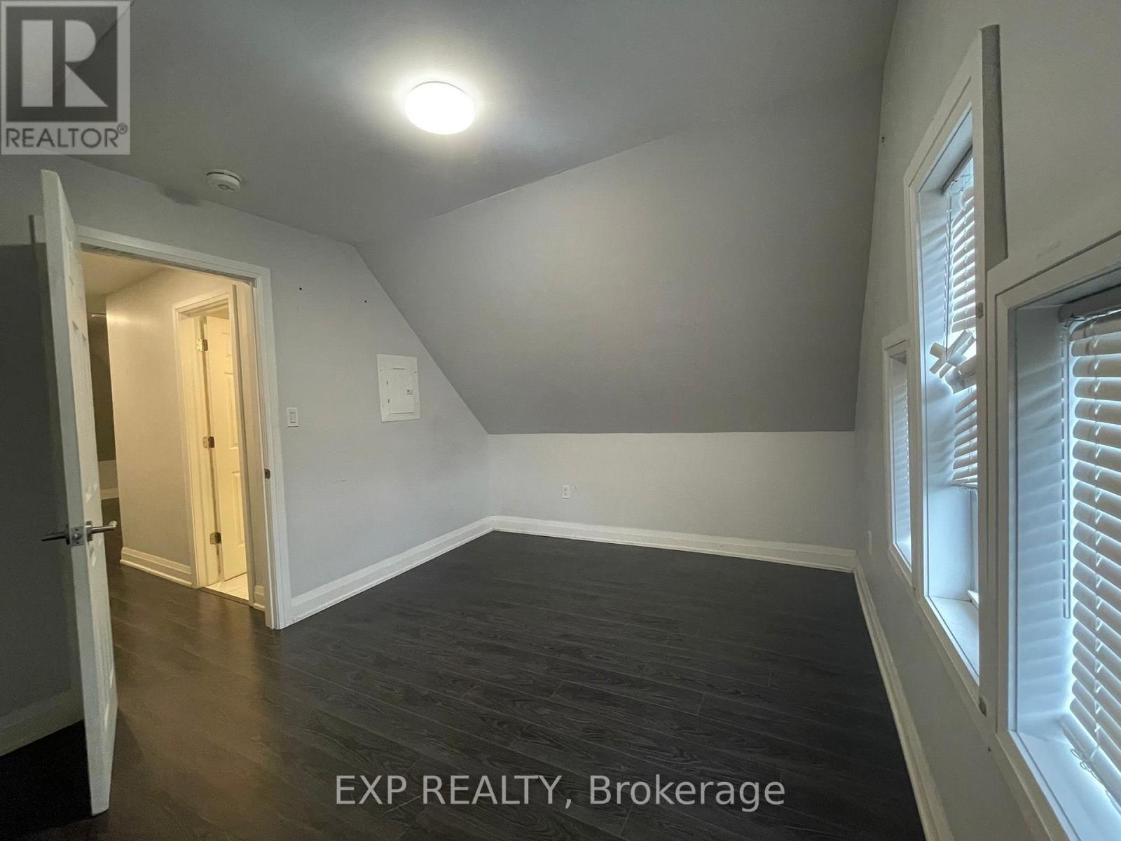 1 Madison Avenue, Hamilton, Ontario  L8L 5Y2 - Photo 17 - X12936462