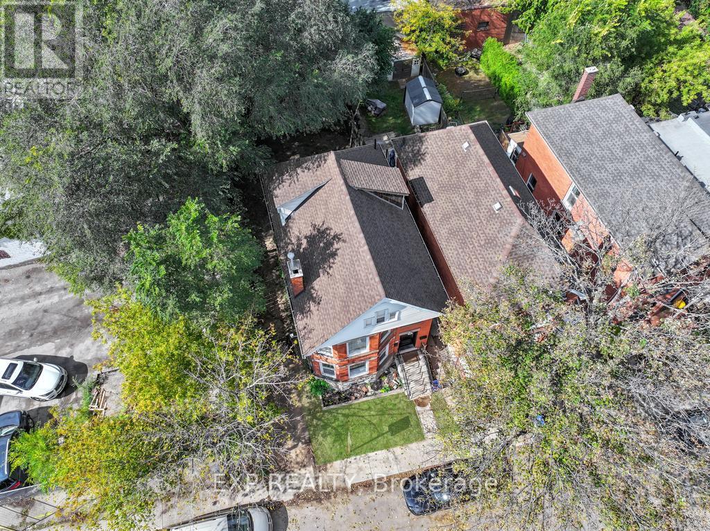 1 Madison Avenue, Hamilton, Ontario  L8L 5Y2 - Photo 3 - X12936462