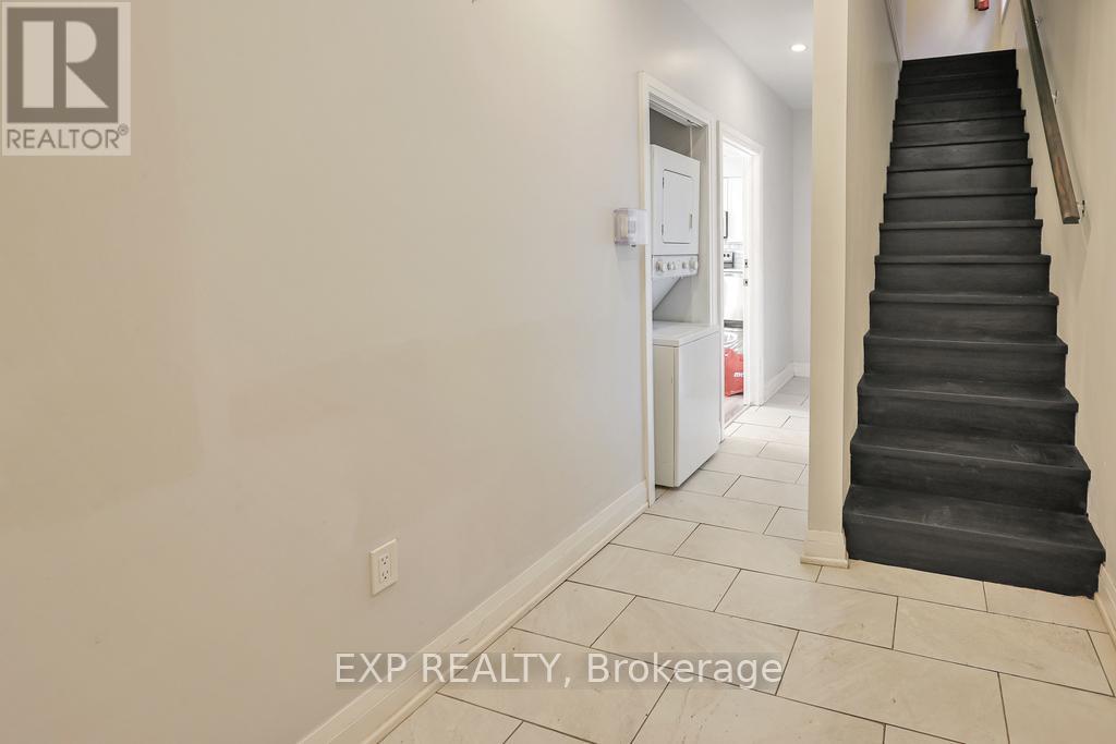 1 Madison Avenue, Hamilton, Ontario  L8L 5Y2 - Photo 4 - X12936462