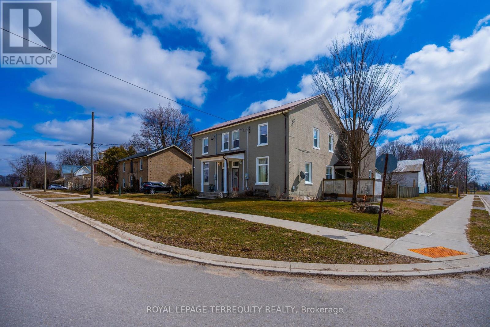 28 RAILWAY STREET, Blandford-Blenheim, Ontario