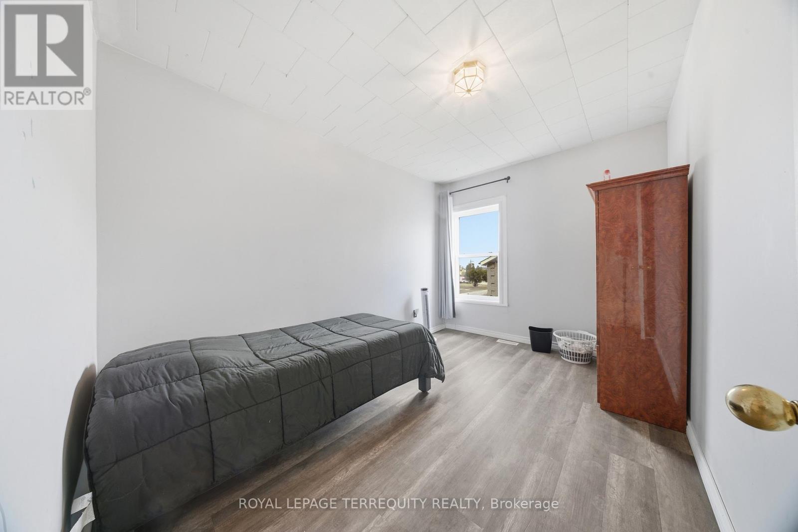 28 Railway Street, Blandford-Blenheim, Ontario  N0J 1V0 - Photo 22 - X12936484