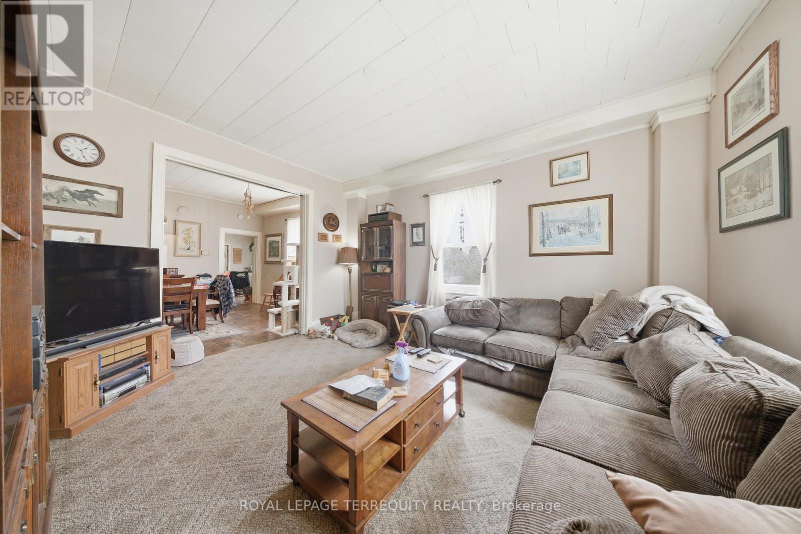 28 Railway Street, Blandford-Blenheim, Ontario  N0J 1V0 - Photo 29 - X12936484