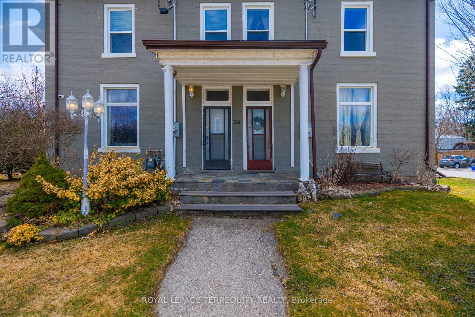 28 Railway Street, Blandford-Blenheim, Ontario  N0J 1V0 - Photo 4 - X12936484