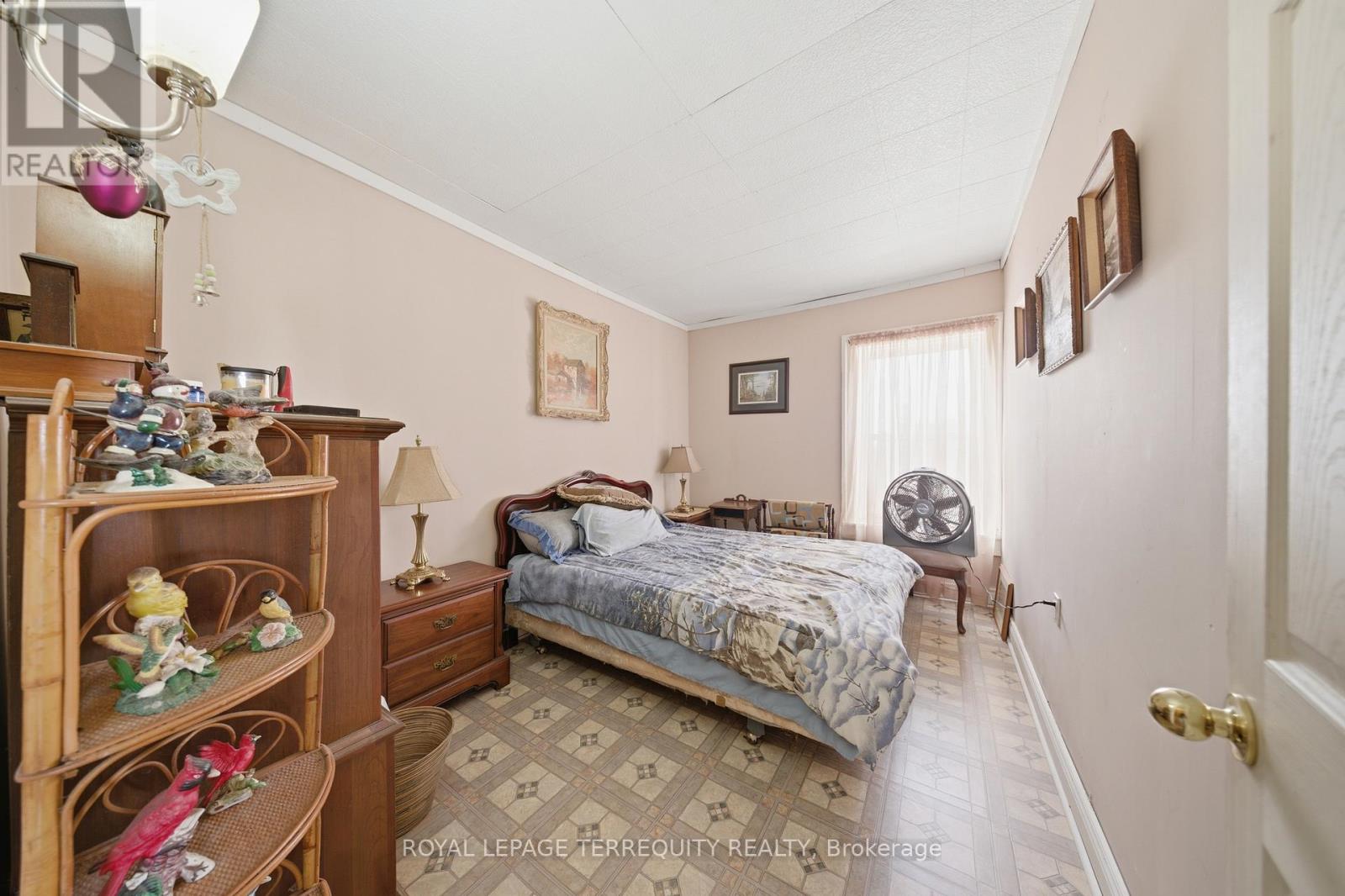 28 Railway Street, Blandford-Blenheim, Ontario  N0J 1V0 - Photo 40 - X12936484