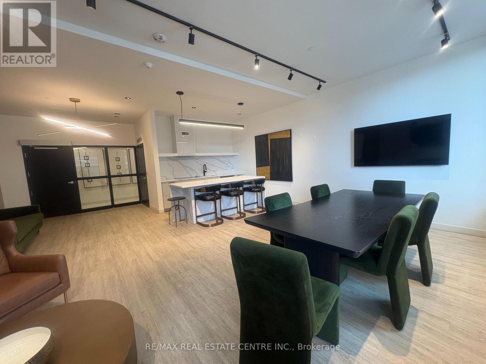 801 - 180 George Street, Ottawa, Ontario  K1N 0G8 - Photo 14 - X12936486