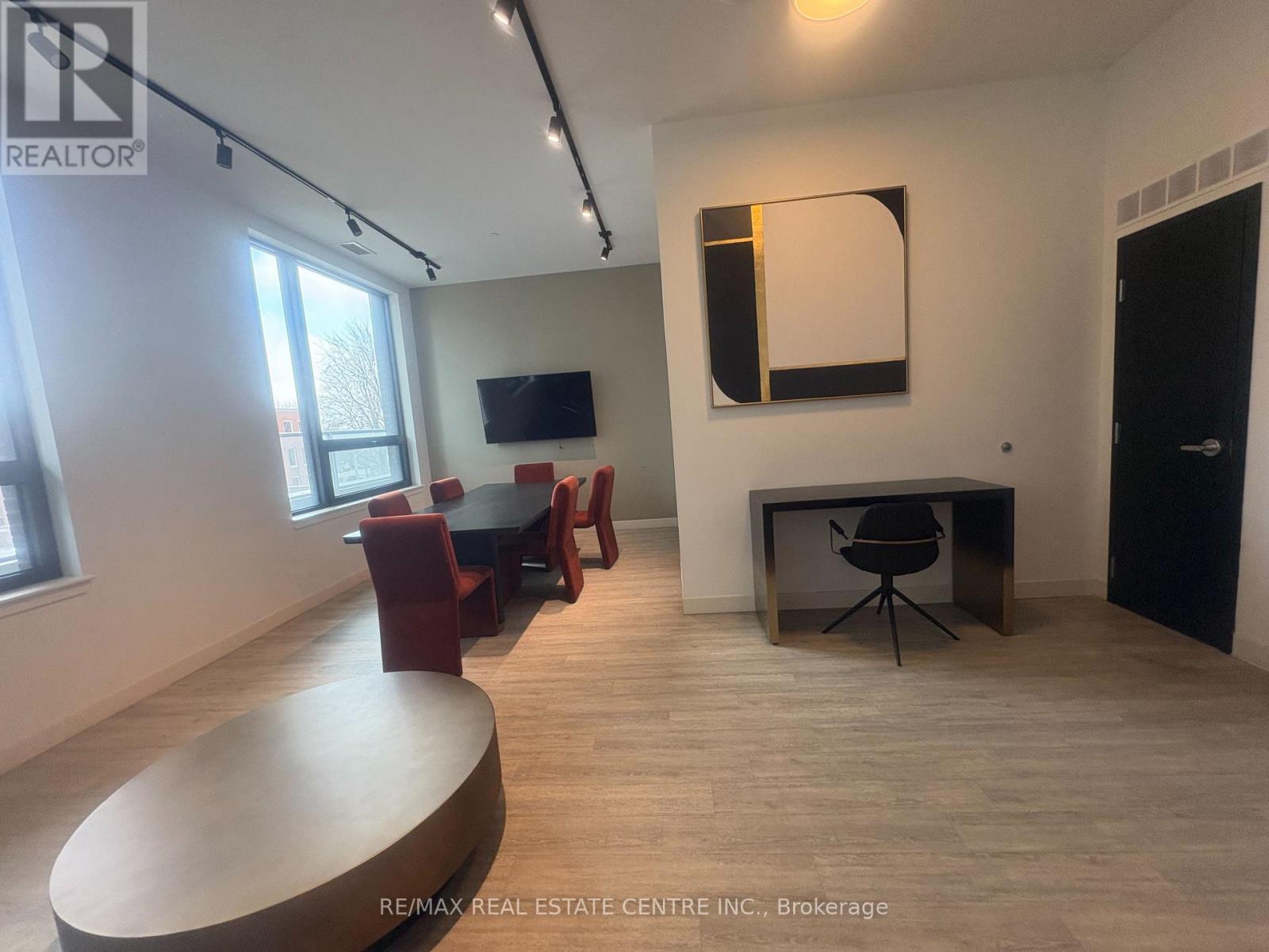 801 - 180 George Street, Ottawa, Ontario  K1N 0G8 - Photo 15 - X12936486