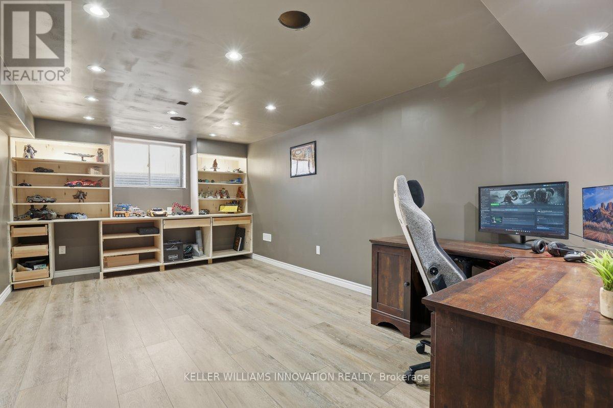 18 Vic Chambers Place, Brant, Ontario  N3L 0E6 - Photo 21 - X12936558